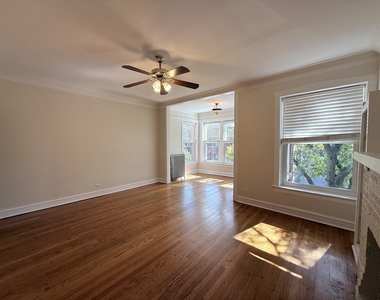 1470 W Winnemac Avenue - Photo Thumbnail 2