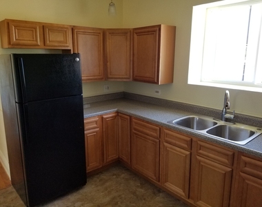 1352 W 80th Street - Photo Thumbnail 3