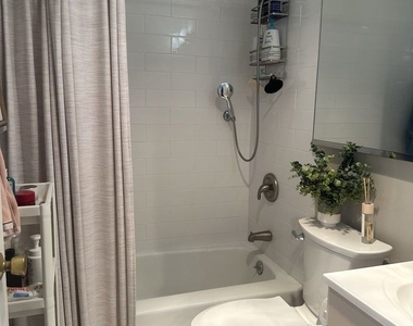 70 W Burton Place - Photo Thumbnail 11