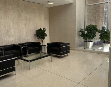 70 W Burton Place - Photo Thumbnail 15