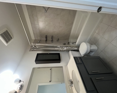 3s625 Camden Street - Photo Thumbnail 24