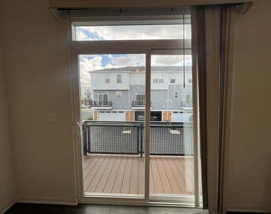 3s625 Camden Street - Photo Thumbnail 18