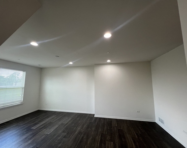 3s625 Camden Street - Photo Thumbnail 17