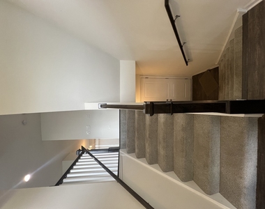 3s625 Camden Street - Photo Thumbnail 15