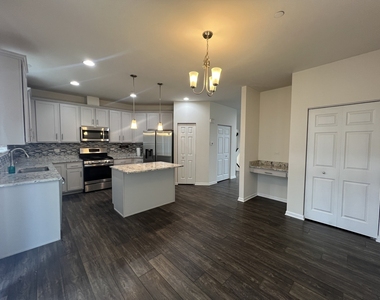 3s625 Camden Street - Photo Thumbnail 4