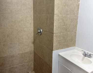 6344 S Eberhart Avenue - Photo Thumbnail 16