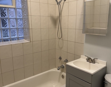 6344 S Eberhart Avenue - Photo Thumbnail 5