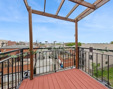 519 S Maplewood Avenue - Photo Thumbnail 19