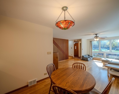 932 E 55th Street - Photo Thumbnail 6