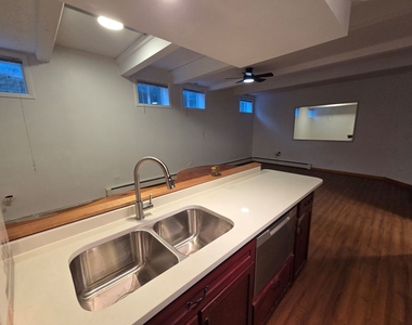 106 N 7th Street - Photo Thumbnail 2