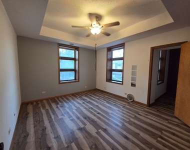 709 Franklin Street - Photo Thumbnail 7