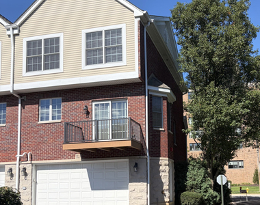 1127 Gilbert Avenue - Photo Thumbnail 1