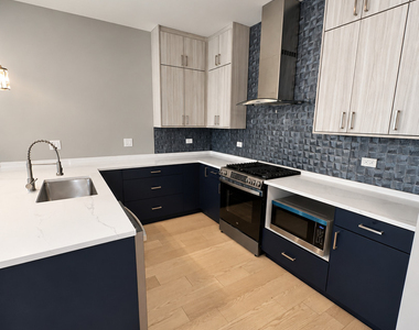4950 S Michigan Avenue - Photo Thumbnail 4