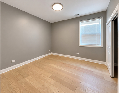 4950 S Michigan Avenue - Photo Thumbnail 7