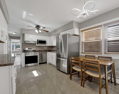 6248 N Harlem Avenue - Photo Thumbnail 4