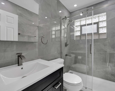 6248 N Harlem Avenue - Photo Thumbnail 6