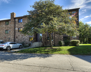 7803 Woodward Avenue - Photo Thumbnail 1