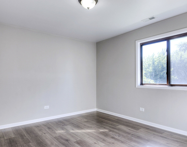 7803 Woodward Avenue - Photo Thumbnail 9