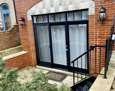 939 W Montana Street - Photo Thumbnail 1