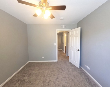 2202 Claremont Lane - Photo Thumbnail 19