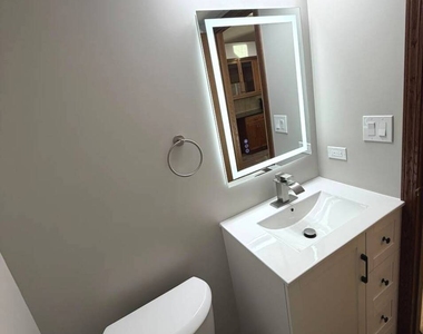 31 Buckingham Lane - Photo Thumbnail 8