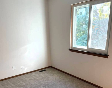 31 Buckingham Lane - Photo Thumbnail 16