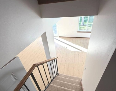 31 Buckingham Lane - Photo Thumbnail 11