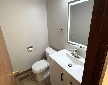 31 Buckingham Lane - Photo Thumbnail 7