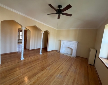 10927 S Longwood Drive - Photo Thumbnail 9