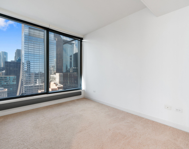 60 E Monroe Street - Photo Thumbnail 13