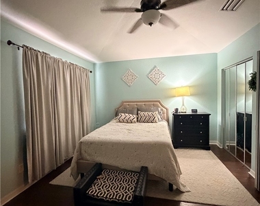 10024 Ravello Boulevard - Photo Thumbnail 5