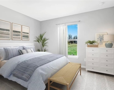 3202 49th Street W - Photo Thumbnail 6
