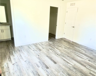 532 Nw 18th Avenue - Photo Thumbnail 23