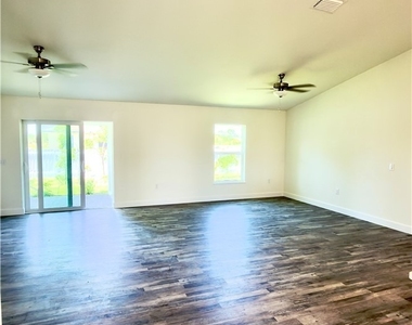 532 Nw 18th Avenue - Photo Thumbnail 8