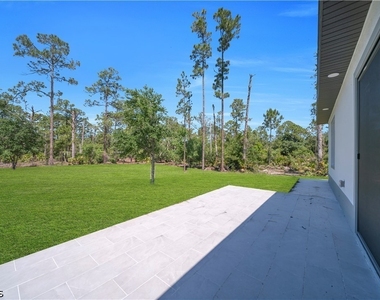 1009 Moore Avenue - Photo Thumbnail 18