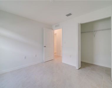 4019 San Clemente Court - Photo Thumbnail 14
