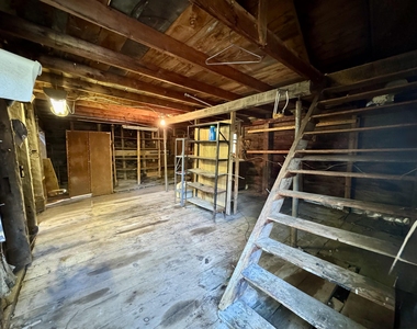 1425 Mount Major - Photo Thumbnail 29