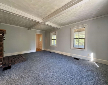 1425 Mount Major - Photo Thumbnail 11