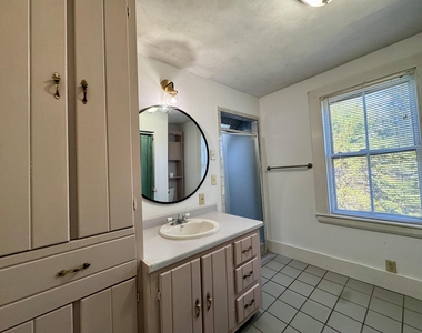 1425 Mount Major - Photo Thumbnail 16