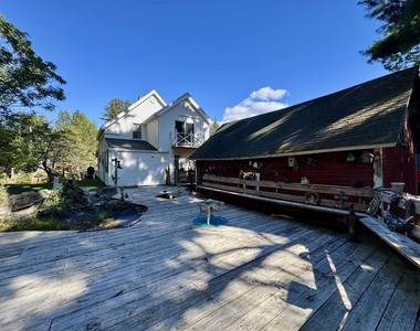 1425 Mount Major - Photo Thumbnail 34