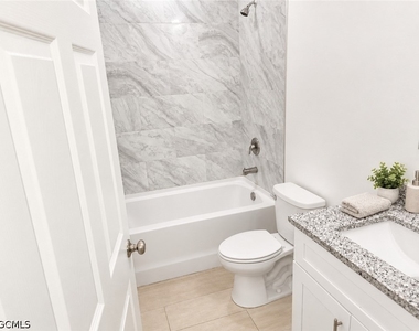 3208 48th Street W - Photo Thumbnail 5