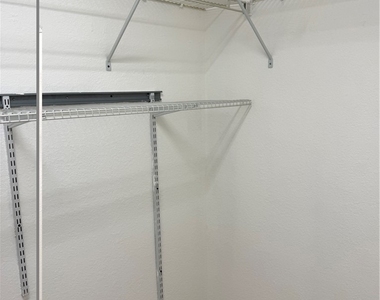 335 Reeves Street - Photo Thumbnail 18