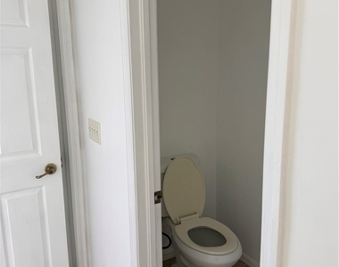 335 Reeves Street - Photo Thumbnail 17