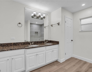 440 6th Avenue - Photo Thumbnail 18