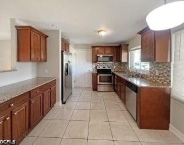 218 Sw 46th Terrace - Photo Thumbnail 4