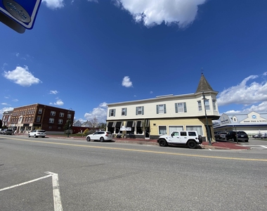 15 West Broadway - Photo Thumbnail 5