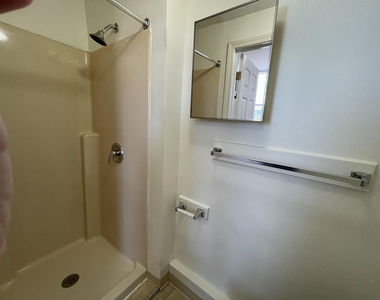 15 West Broadway - Photo Thumbnail 17