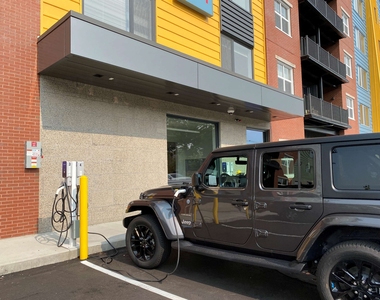 409 Elm - Photo Thumbnail 42