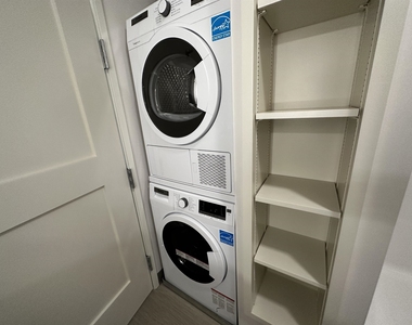 409 Elm - Photo Thumbnail 21
