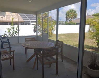 909 Se 27th Terrace - Photo Thumbnail 27